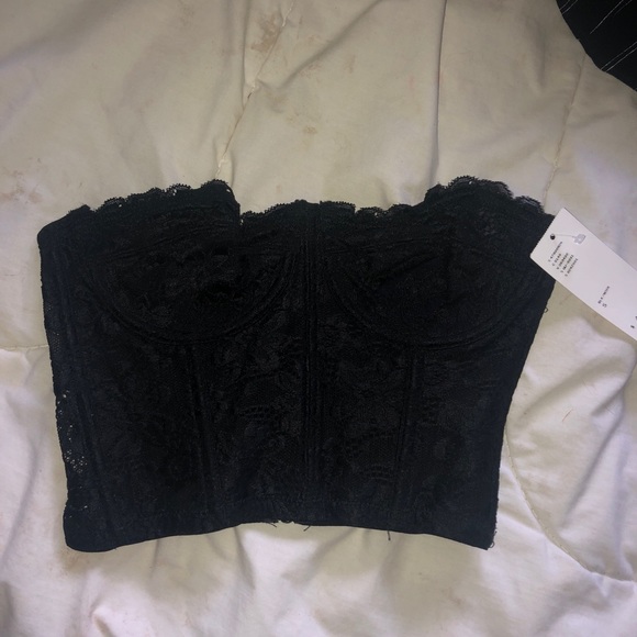 Black corset lace top - Picture 2 of 3